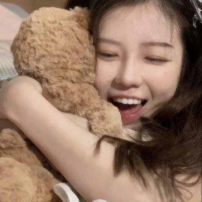 四月的女儿